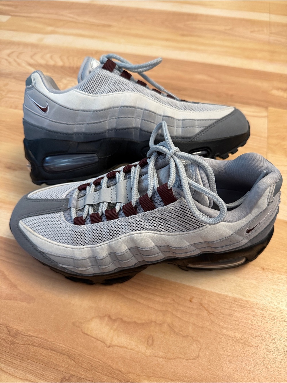 Nike Air Max 95 OG Big Bubble Smoke Grey Burgundy Crush